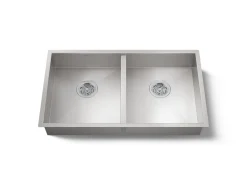32" undermount double-bowl kitchen sink
