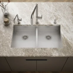 32" undermount double-bowl kitchen sink
