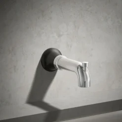 Wall-mount bath spout with diverter