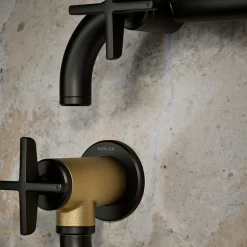Wall-mount pot filler