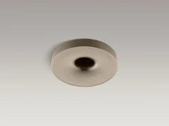 Wall- or -ceiling-mount bath filler