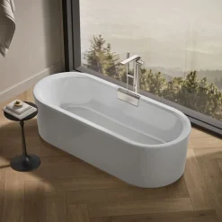 70-7/8" x 30-3/8" freestanding bath with shroud